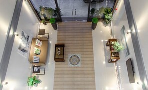 Front of property - MORIYAMA HOTEL (Mandaue)