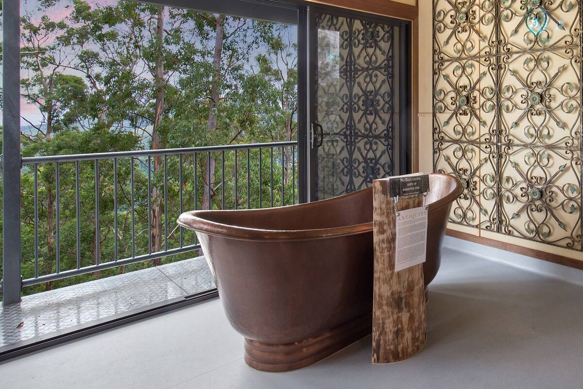 Tree House #2 | Bathroom