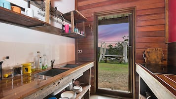 Shed Conversion | Private kitchen | Electric kettle