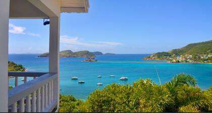 Stunning 3 Bed Villa, Balcony & Sea View