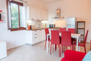 Dining - Villa Victoria 1.5 Km From The Beach, Vaccileddi, Italy (Vaccileddi)