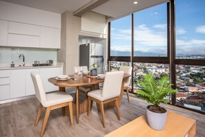 Dining - Digital Nomads Dream + Sauna (Curridabat)