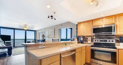 Stunning Views, No Drive Beach, Beachfront Condo