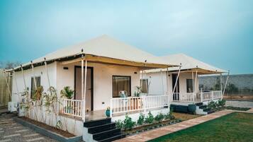 Deluxe Room | Exterior