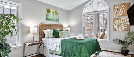3 chambres, bureau, fer et planche à repasser, Wi-Fi gratuit