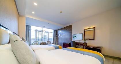 Nan'an Furong Hotel (Guoguang High School Meishan Bus Station)