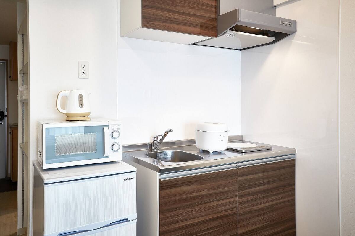 Cozinha privada | Geladeira, micro-ondas, cooktop, chaleira elétrica
