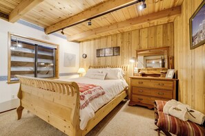3 chambres, bureau, accès Internet, draps fournis