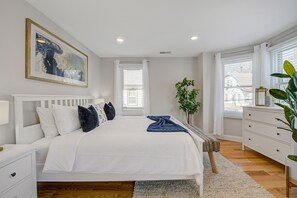 2 chambres, bureau, fer et planche à repasser, Wi-Fi gratuit