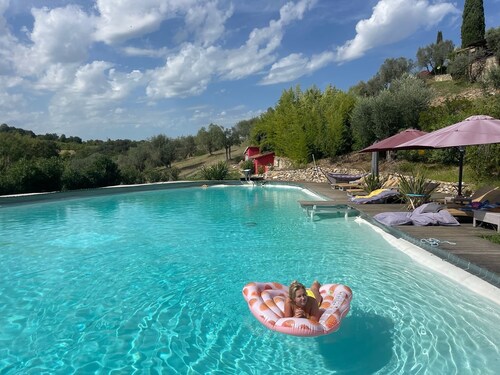 Romantisches Ferienhaus in 300 Jahre alten Olivenhain·35m Pool· in Traumlage