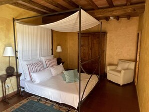 2 soverom, wi-fi (inkludert) og sengetøy