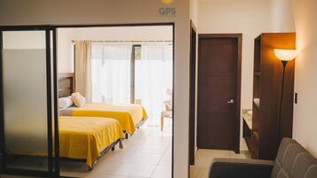 1 bedroom, desk, iron/ironing board, WiFi