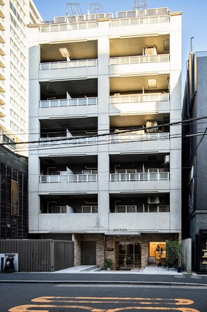 Exterior - Section L Hamamatsucho (Tokyo)