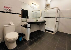 Double Room | Bathroom