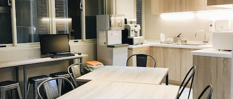 Standard Room | Living area