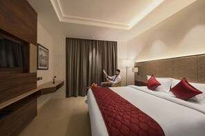 Iron/ironing board, free WiFi - Aarya Mansion (Hassan)