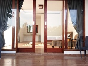 Front of property - The luxe villas lombok (Kuta)