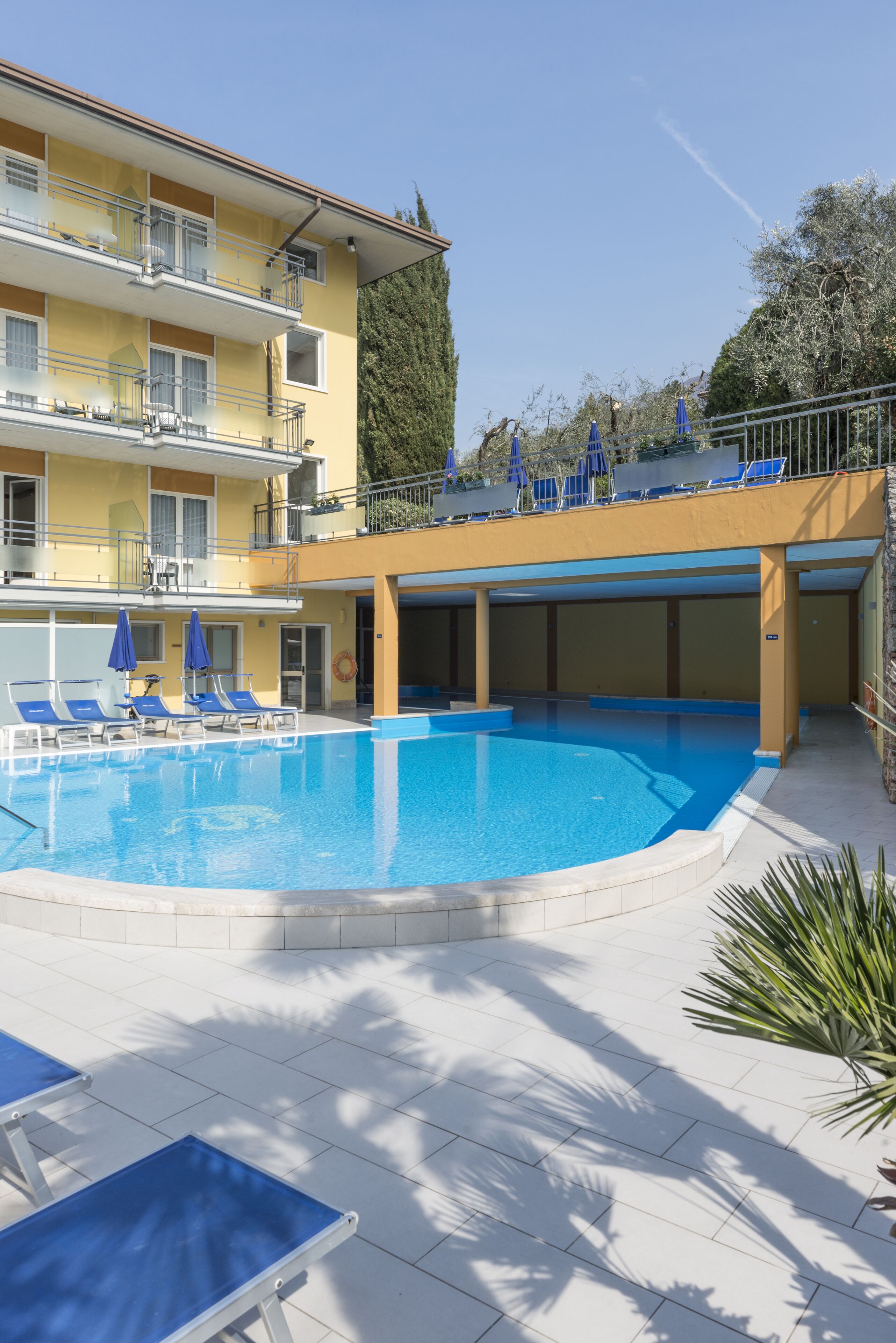 Außenpool (je nach Saison geöffnet)