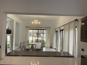 Villa | Dining room - Mawe Zuri Resort  (Watamu)