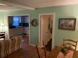 Cottage, 3 Bedrooms | Interior