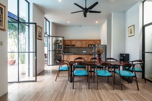 Dining - Canggu Deluxe Modern Tropical Villa Close To Beach (Bali)