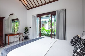 6 bedrooms, WiFi, bed sheets - Canggu Deluxe Modern Tropical Villa Close To Beach (Bali)