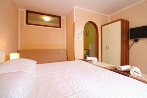 1 habitación y acceso a internet