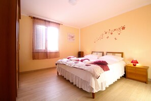 2 bedrooms, internet