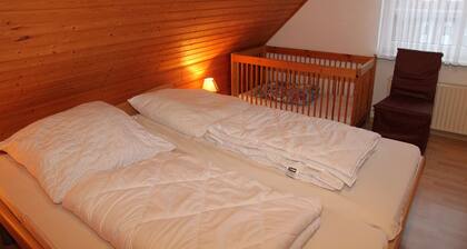 Top location in Norddeich - terraced house with garden only 800 m to the beach