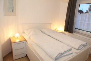 2 Schlafzimmer, Bügeleisen/Bügelbrett, kostenloses WLAN