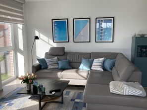 Fernseher, Stereoanlage