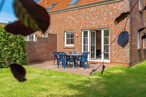 Outdoor dining - Ferienhaus in Ruhiger Lage (Norden)