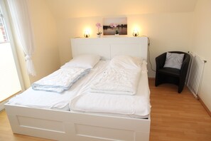 2 Schlafzimmer, Bügeleisen/Bügelbrett, Reisekinderbett, kostenloses WLAN