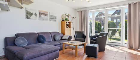 TV, DVD player, stereo