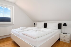 3 عدّة غرف نوم وسرير سفر وواي فاي مجانًا