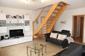 Fernseher, Stereoanlage