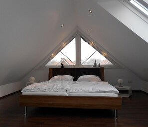 2 bedrooms, free WiFi - Schöne Ferienwohnung im Grachtenviertel (Greetsiel)