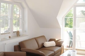 TV - Schöne Ferienwohnung im Grachtenviertel (Greetsiel)