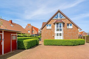 Exterior - Hochwertige Ferienwohnung in Zentraler Lage (Greetsiel)