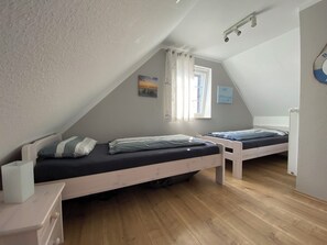2 Schlafzimmer, Bügeleisen/Bügelbrett, Reisekinderbett, kostenloses WLAN