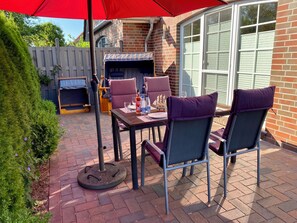 تناول الطعام بالخارج