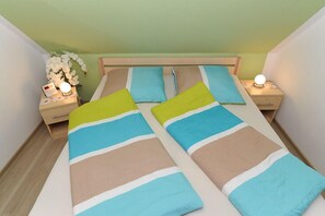 2 Schlafzimmer, Bügeleisen/Bügelbrett, Reisekinderbett, kostenloses WLAN