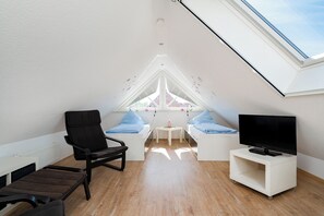 2 Schlafzimmer, Bügeleisen/Bügelbrett, kostenloses WLAN