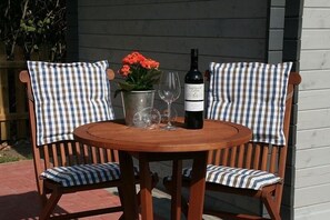 تناول الطعام بالخارج