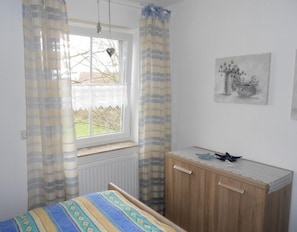 2 Schlafzimmer, Bügeleisen/Bügelbrett, kostenloses WLAN