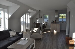 Fernseher, Kamin
