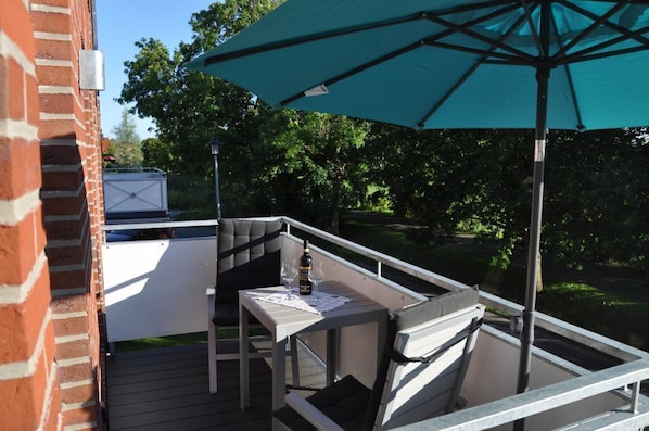 Outdoor dining - Hochwertige Ferienwohnung in Zentraler Lage (Greetsiel)