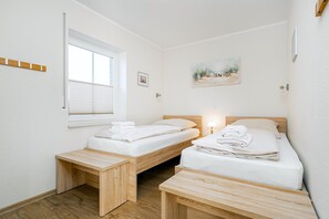 2 Schlafzimmer, Bügeleisen/Bügelbrett, Reisekinderbett, kostenloses WLAN