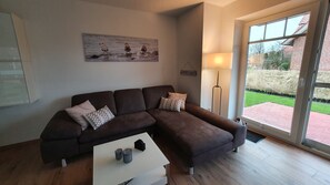 TV, DVD player, books - Sielzeit - Ankommen - Entspannen - Wohlfühlen (Greetsiel)