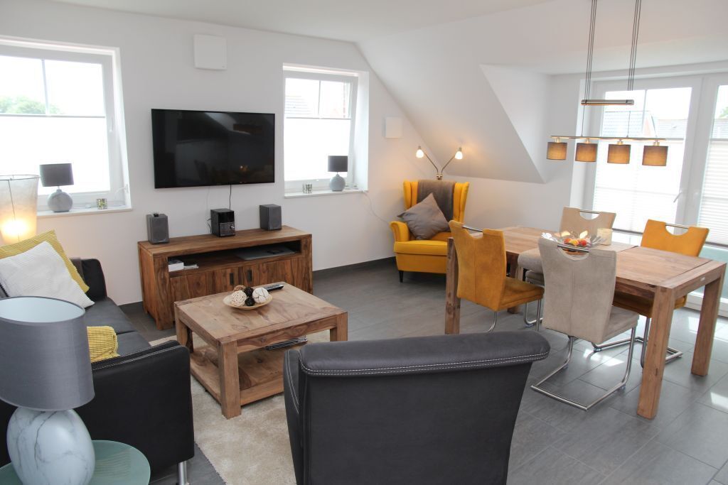 电视、壁炉、立体声音响